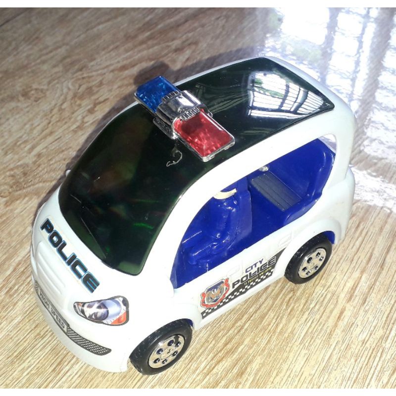 Xe mô hình cảnh sát chạy PIN có nhạc và đèn Led rất đẹp tặng kèm PIN