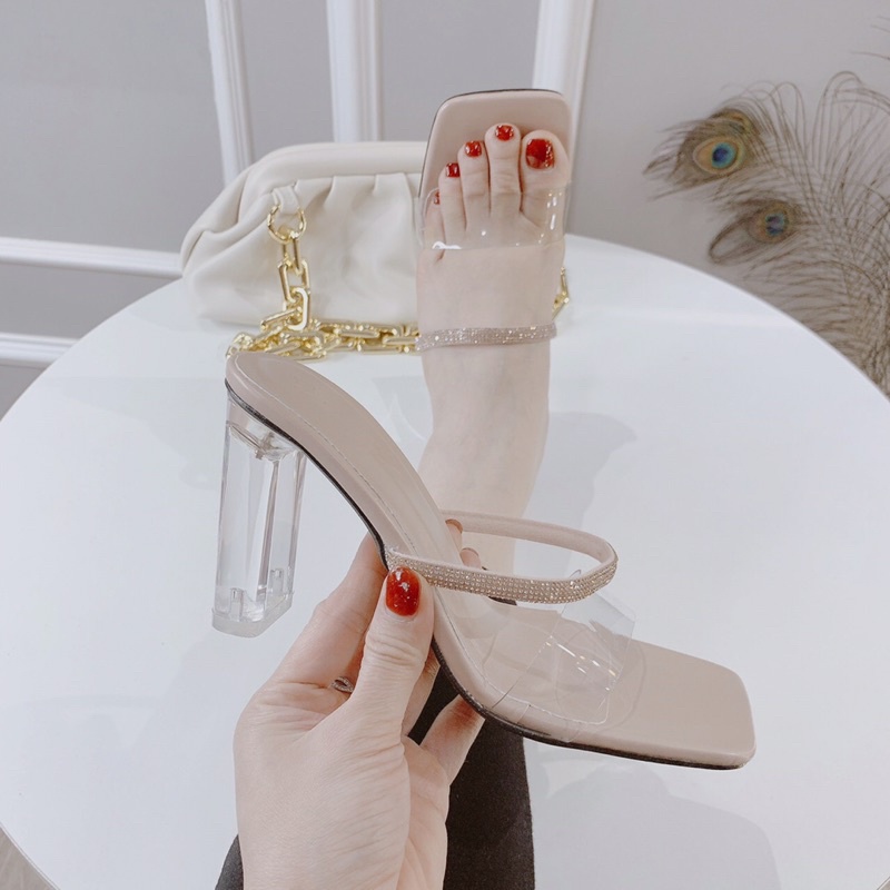 HÀNG CÓ SẴN , GUỐC MIKA QUAI ĐÁ