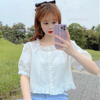 Áo croptop cổ vuông xinh xắn
