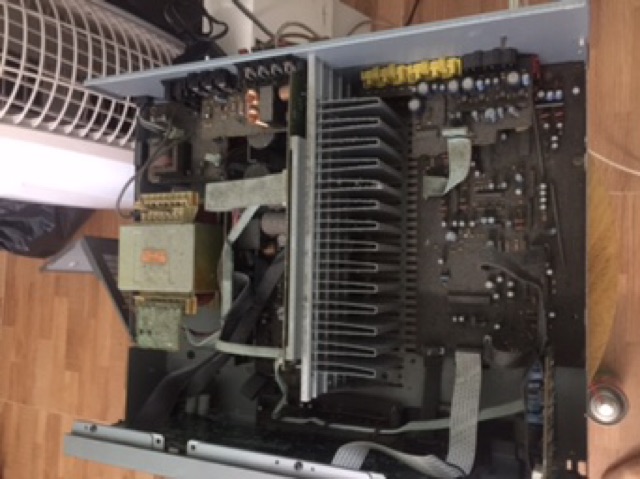 Bán amply yamaha avx 590