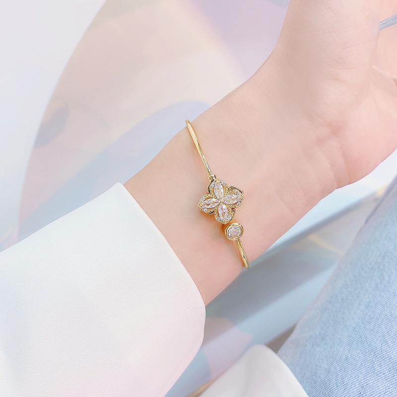 Vòng tay mạ vàng 18k đính đá zircon thời trang