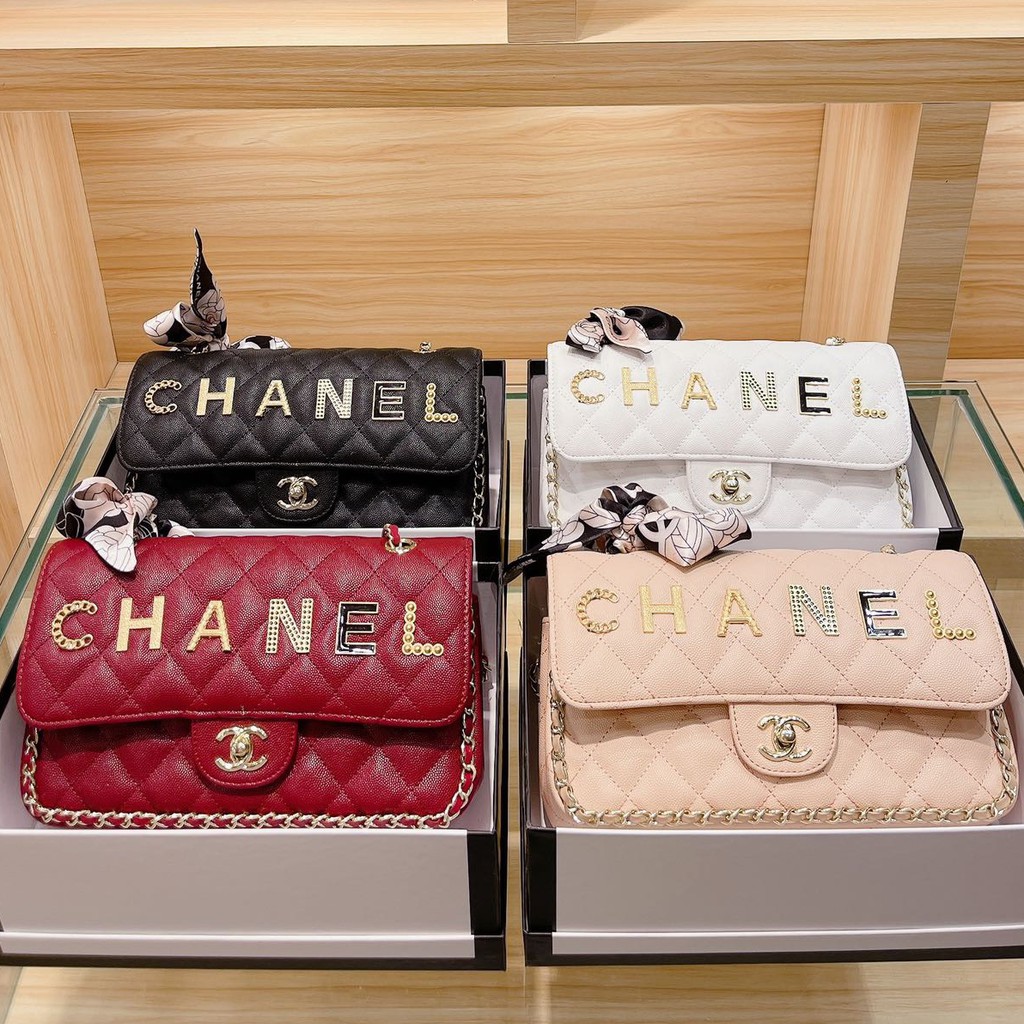 Túi xách đeo vai đeo chéo Chanel classic
