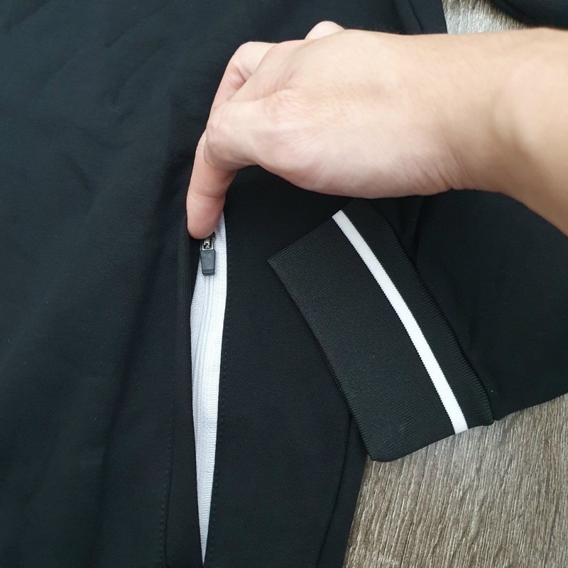 Áo khoác nỉ thể thao dáng bomber khoẻ khoắn- không bai- không xù