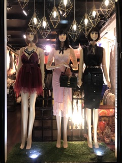 Đầm thiết kế cao cấp
