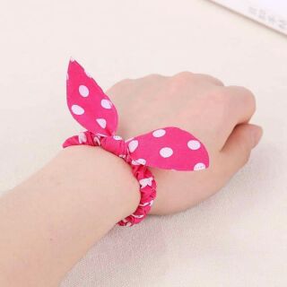 Thun cột tóc tai thỏ