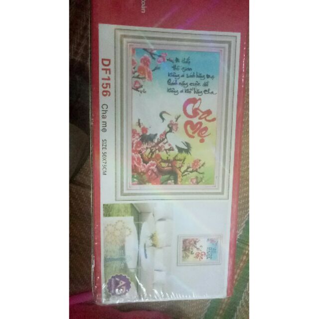 Tranh đính đá trả khách