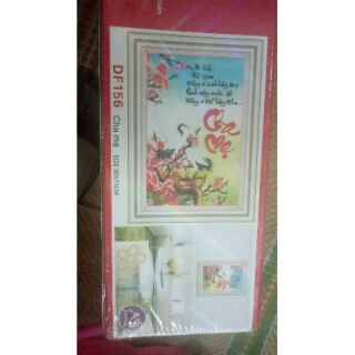 Tranh đính đá trả khách
