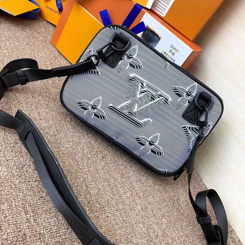 Túi đeo chéo nam LV55698 hai kiểu đeo vai và  đeo chéo size 25cm