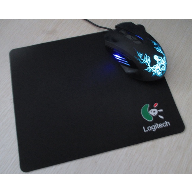 [HCM][SỈ-LẺ] Miếng Lót Chuột Logitech Giá Siêu Rẻ (25 x 18cm)