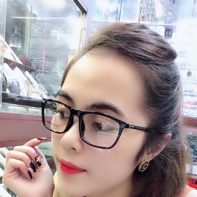 Kính thời trang