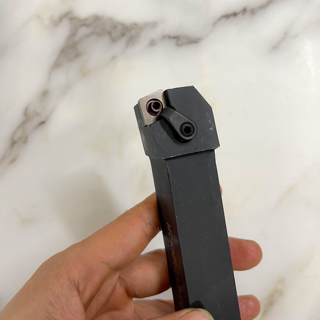 Cán dao tiện chạy ngoài lắp mảnh chíp C12