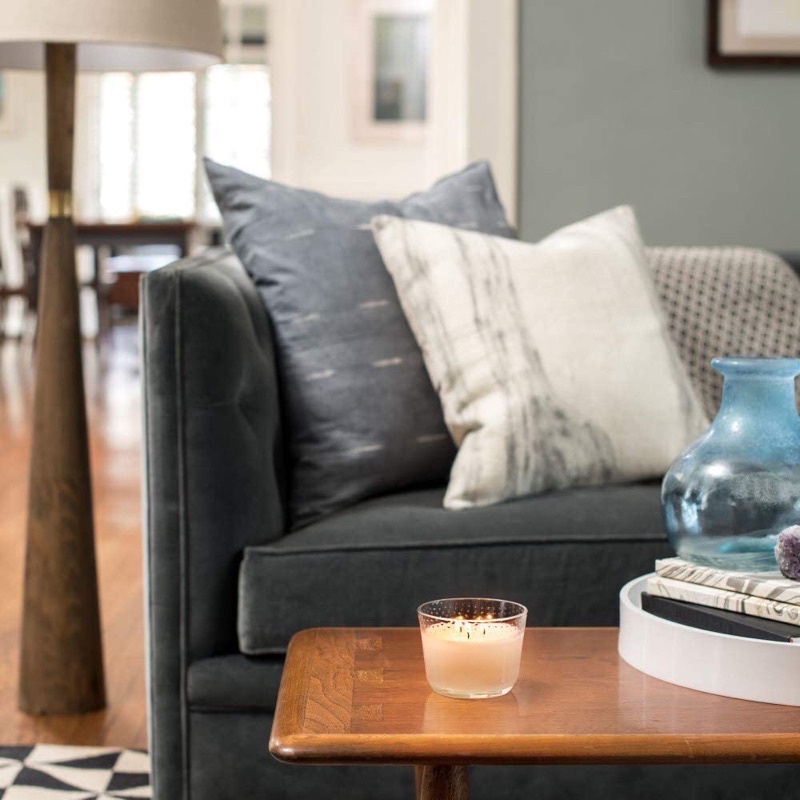 Nến thơm Glade Romantic Vanille Blossom nhập khẩu Đức