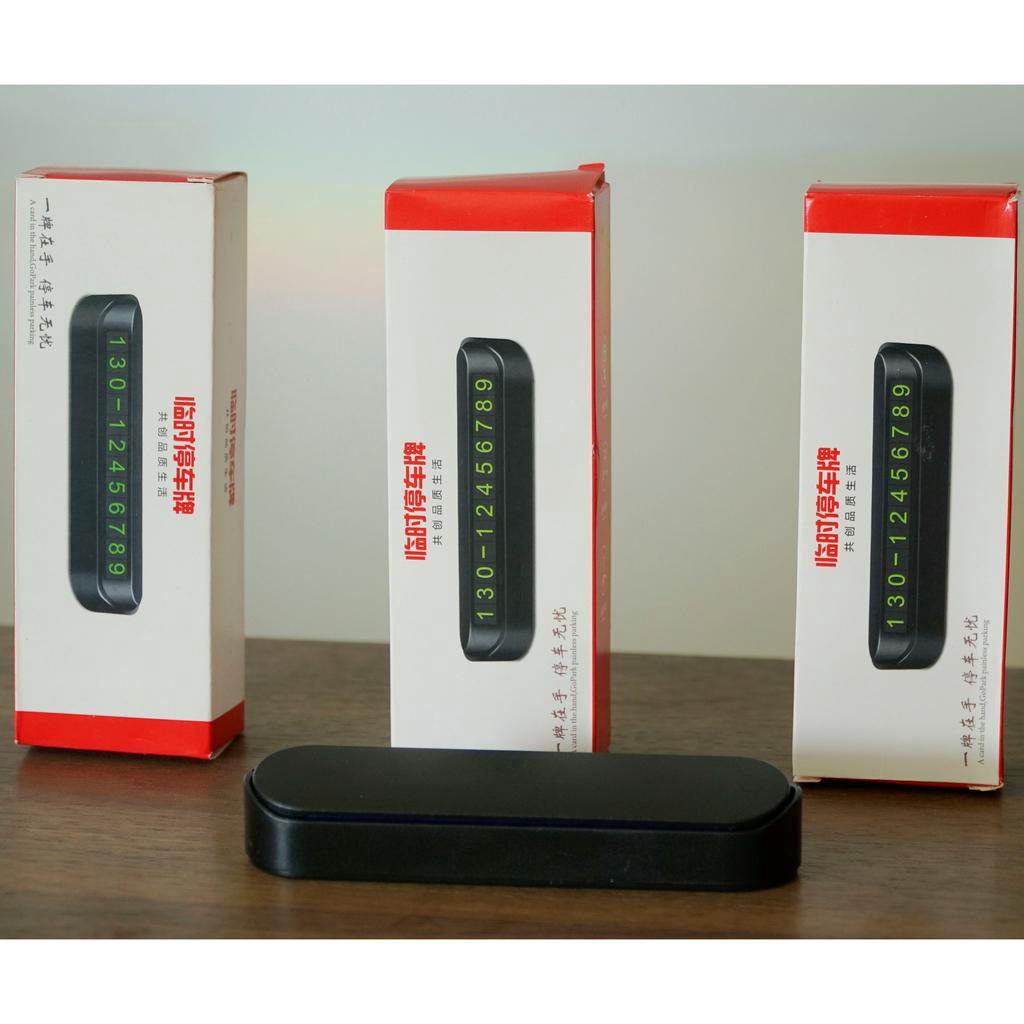 Bảng số điện thoại ô tô, bảng ghi số điện thoại đặt taplo cho xe ô tô.