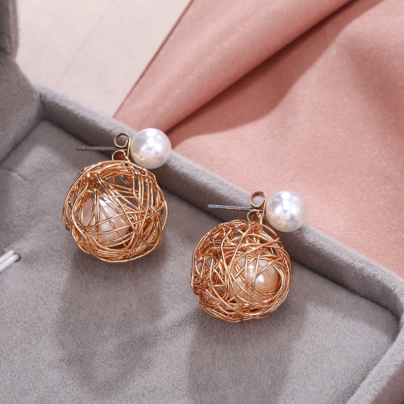 Khuyên Tai Nữ Trang Dáng Dài Tạo Hình Độc Đáo