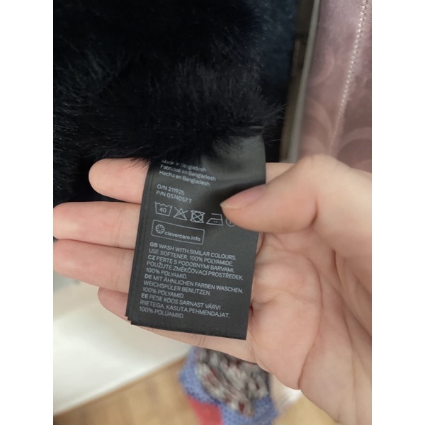 Áo len lông thỏ H&M sz Xs