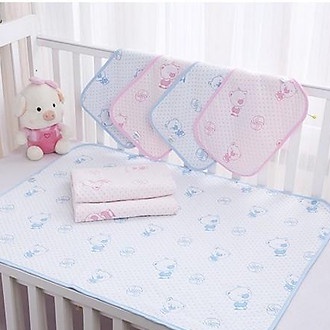 Tấm lót chống thấm vải 4 lớp làm lót thay đồ cho bé
