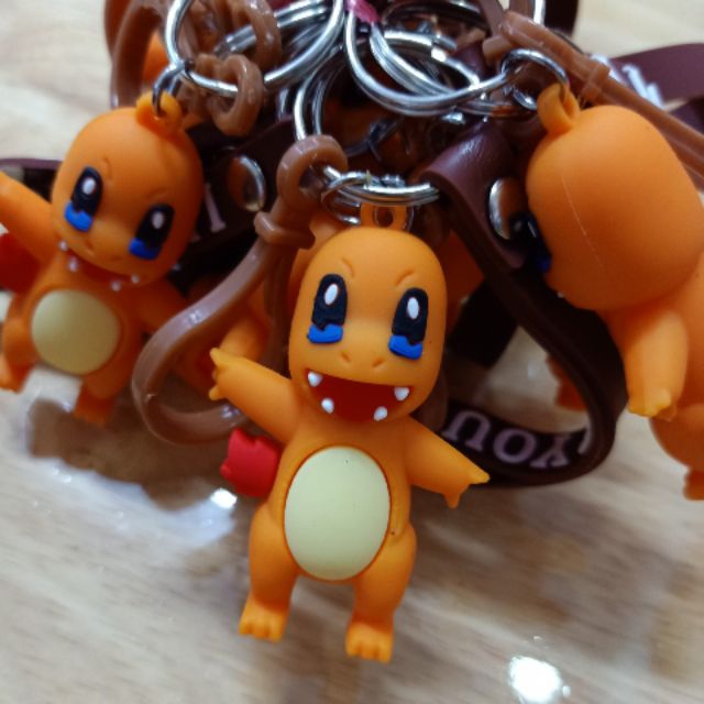 Móc khoá khủng long lửa ( Pokemon )