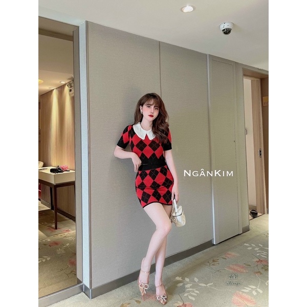 Set váy len ô trám cổ bẻ phối trắng, áo croptop  mix chân váy bút chì