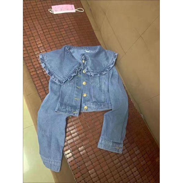 Áo khoác jean cổ bèo croptop