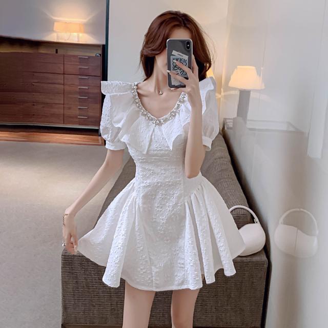 SẴN S Đầm tay ngắn dáng xoè chất xốp sang chảnh ,vay cộc tay bồng cổ đính đá tiêu thư,váy cổ bèo chiết eo