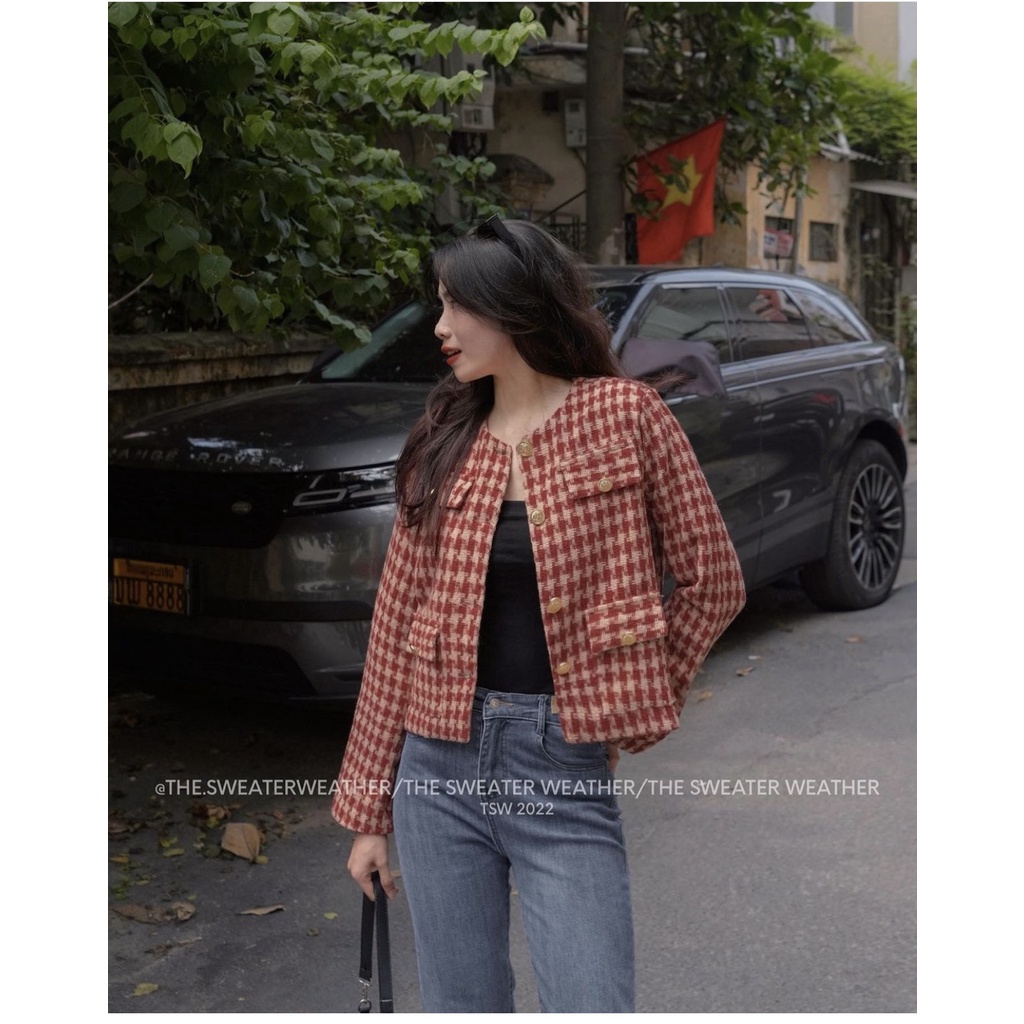Có đệm vai - Áo khoác dạ tweed vintage cúc vàng, Áo khoác dạ tweed cổ tròn