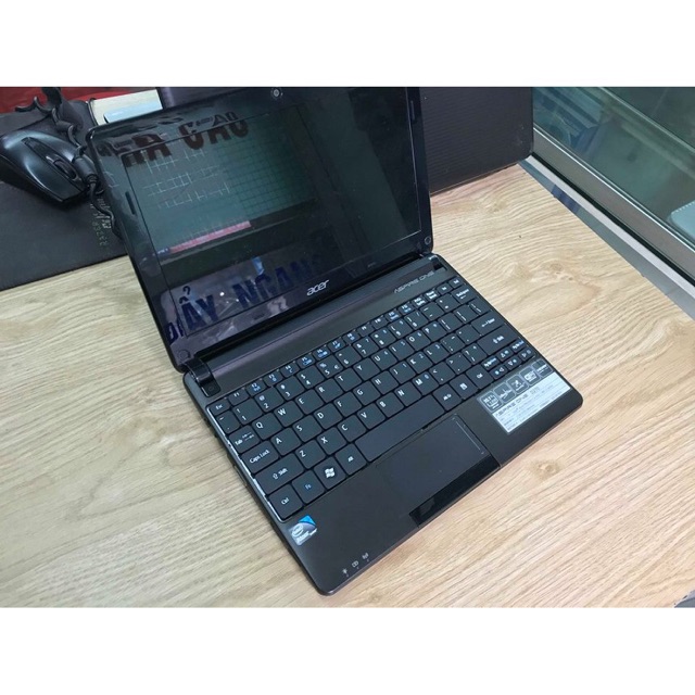 Laptop mini 10inch Acer one Ram 2Gb/Ổ 160gb tặng bộ phụ kiện
