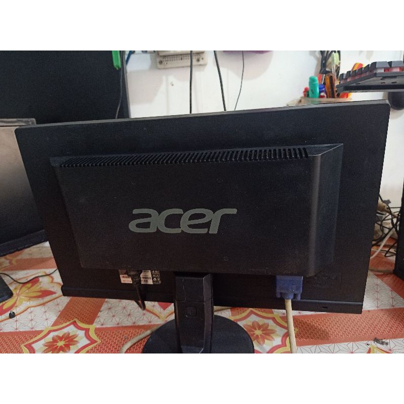 Màn hình Acer 19in HD Led  màu sắc sáng đẹp+ dây nguồn + dây VGA