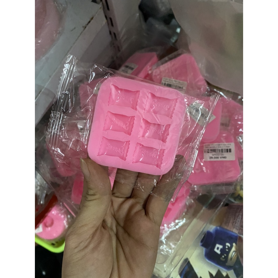 Khuôn Silicone Bánh Kẹo Vĩ 6 Kẹo Sweet 2.3Cm X 1.5Cm Viên