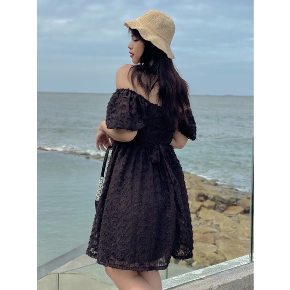 Đầm cổ yếm trễ vai tay bồng bigsize MAIKA
