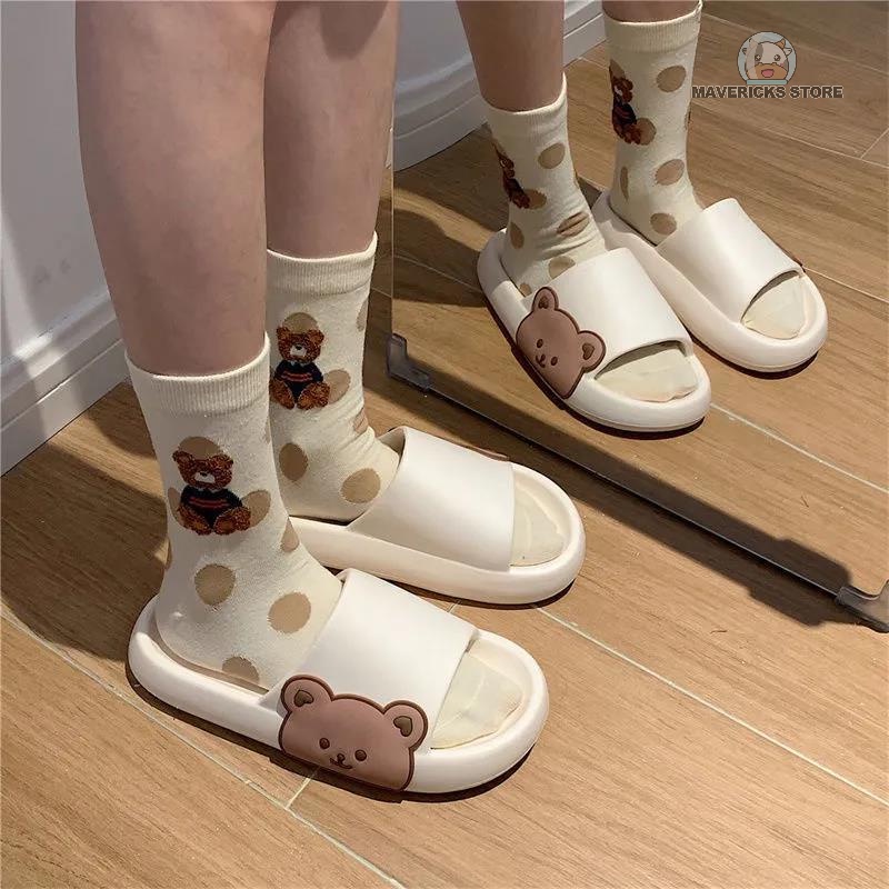 Xăng đan Đế Dày Có Đệm Thoải Mái Chất Lượng Cao In Hình Gấu Dễ Thương Cho Nữ