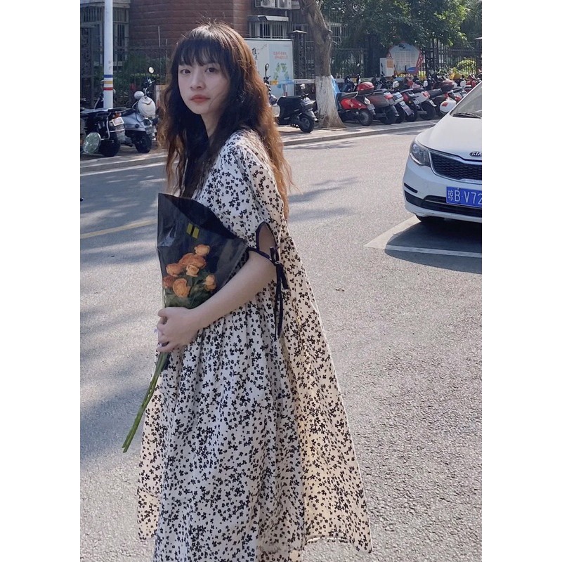 VÁY BABYDOLL HOA NHÍ TRẮNG ĐEN, TAY THẮT NƠ CỰC XINH | BigBuy360 - bigbuy360.vn