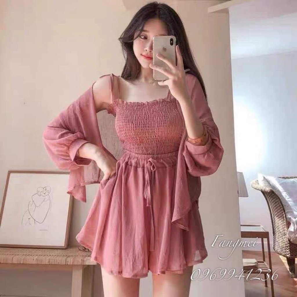 Set đi biển + áo khoác năng động sexy