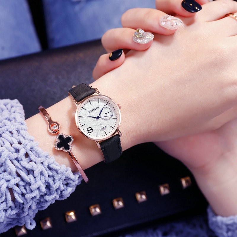 Đồng hồ thời trang nữ Mstianq M03 dây da lộn, phong cách hàn quốc | BigBuy360 - bigbuy360.vn