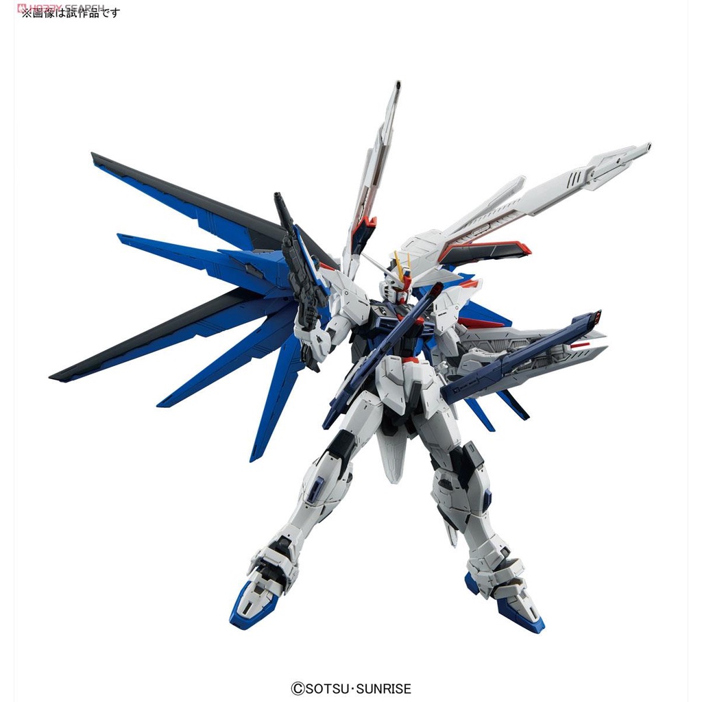 Mô Hình Gundam MG Freedom Gundam Ver 2.0 Tỉ Lệ 1/100, Chính Hãng Bandai - Nhật Bản
