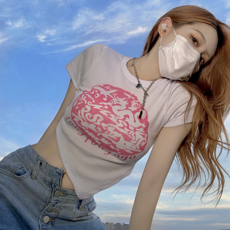 Áo thun croptop Ielgy dáng ôm phong cách Hàn Quốc thời trang cho nữ