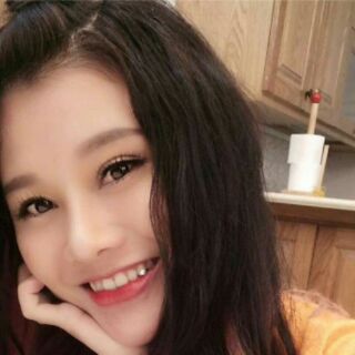  Đá đính răng lưỡi/ tay chân