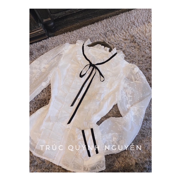 Áo Trúc Quỳnh Nguyễn size S