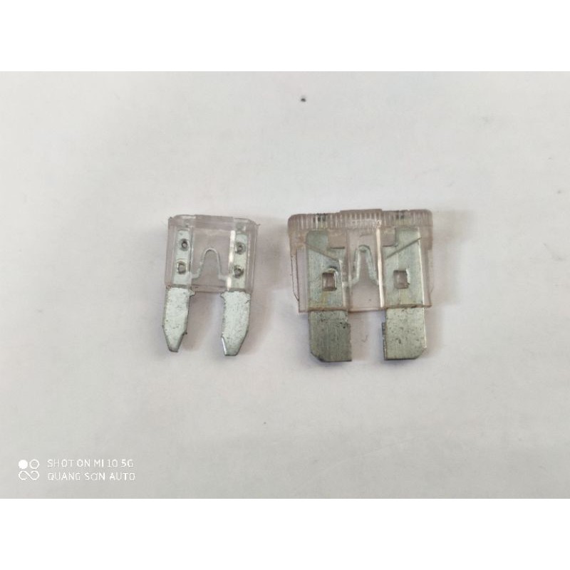 Cầu chì  chuyên dụng cho xe ô tô , xe máy