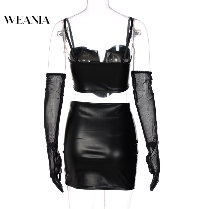 Set Áo Croptop Cổ Chữ V + Chân Váy Da Pu Lưng Cao Xẻ Tà Quyến Rũ