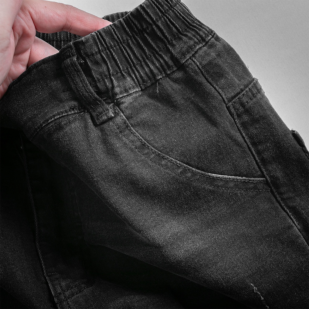 Quần Jean đen nam AMANO cạp nửa chun xước nhẹ , trẻ trung,năng động  form dáng slim- QJ 052