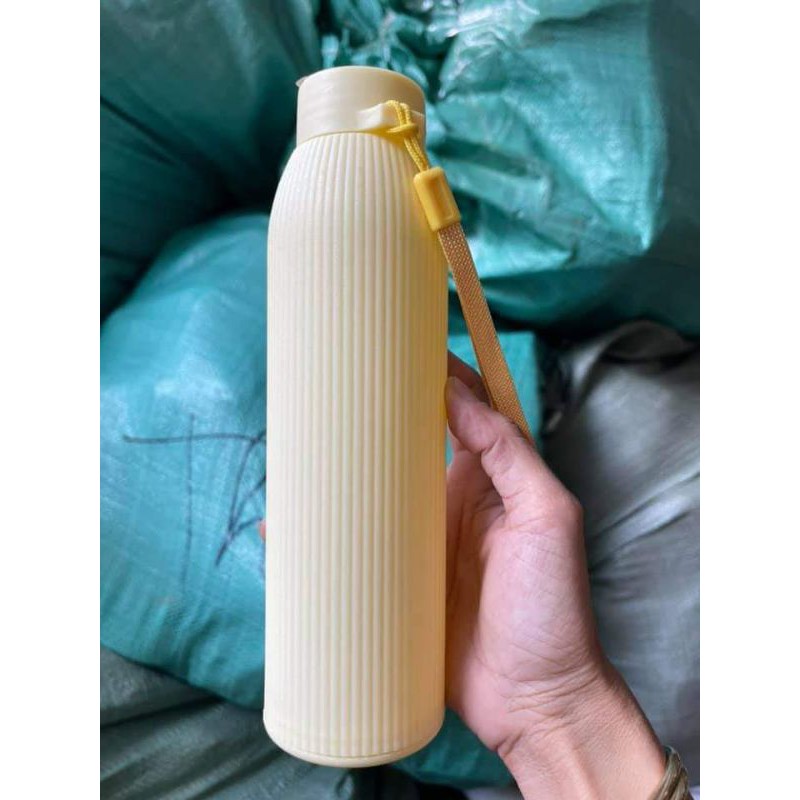 Bình thuỷ tinh có bọc nhựa 500ml..