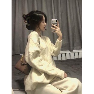 Áo len nữ thời giang cổ khoét chữ v