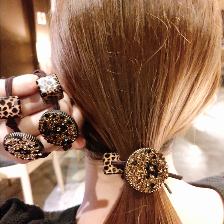 Nhập FAMAY8 giảm 10k_ Chun buộc tóc vải phối hạt nhựa nhiều màu xinh xắn cho nữ