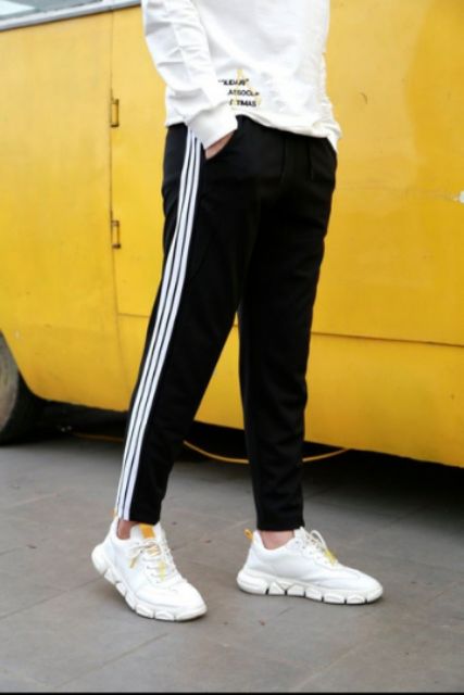 QUẦN THỂ THAO 3 SỌC TRẮNG UNISEX