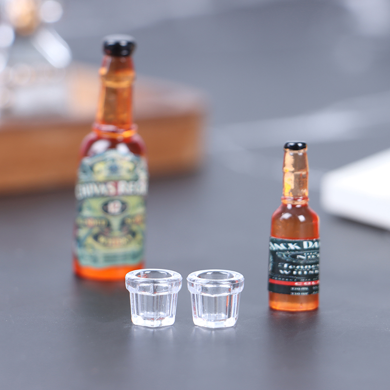 Bộ 4 Chai Rượu Vang Giả Tỉ Lệ 1 / 12 Trang Trí Nhà Búp Bê