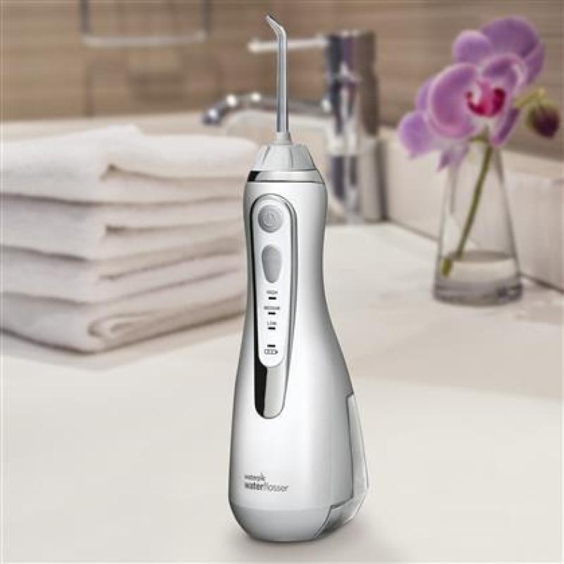 Tăm nước cầm tay Waterpik Cordless Advanced WP-560 mẫu mới nhất