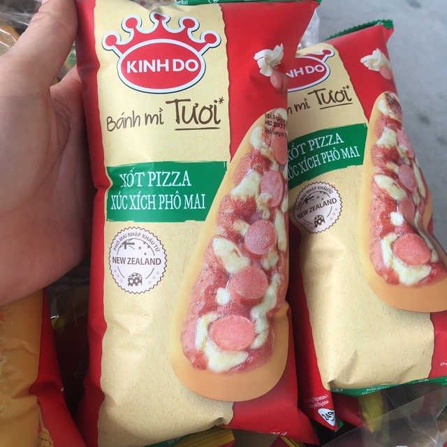 Bánh Mì Tươi Xốt Pizza Xúc Xích Phô Mai 70Gr