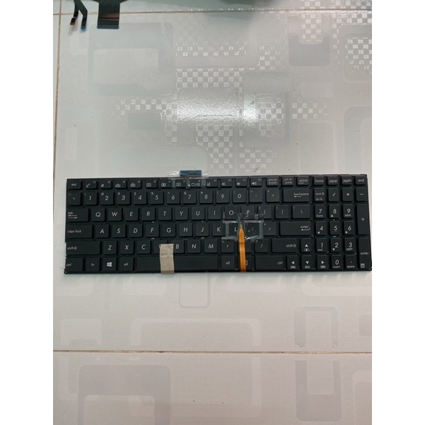 bàn phím chưa test asus k501lx zin có đèn không bảo hành còn đẹp