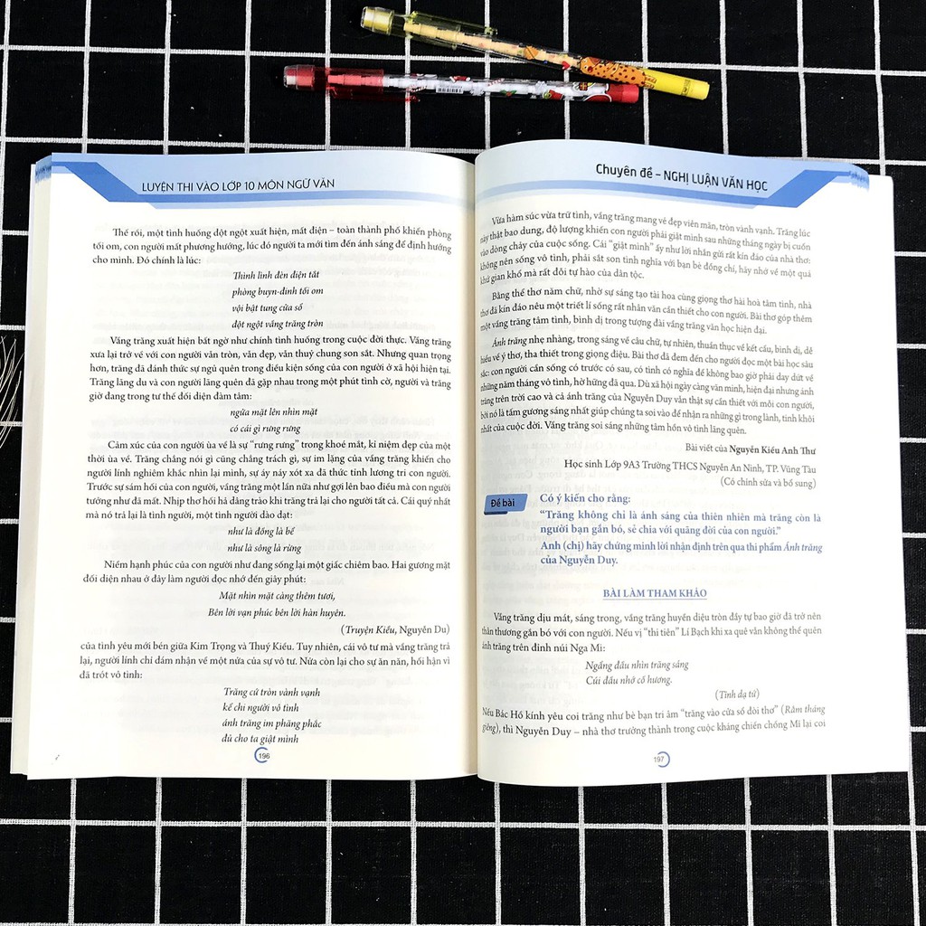 Sách - Luyện thi vào lớp 10 môn Ngữ văn - Chuyên đề nghị luận Sách SÁCH VĂN HỌC | BigBuy360 - bigbuy360.vn