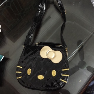 Thanh lý túi xách Hello Kitty cho bé còn 1c màu đen